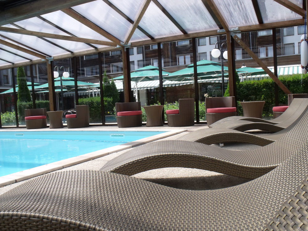 Domaine De La Foret D'Orient, Logis Hotel, Restaurant, Spa Et Golf Rouilly-Sacey Kültér fotó