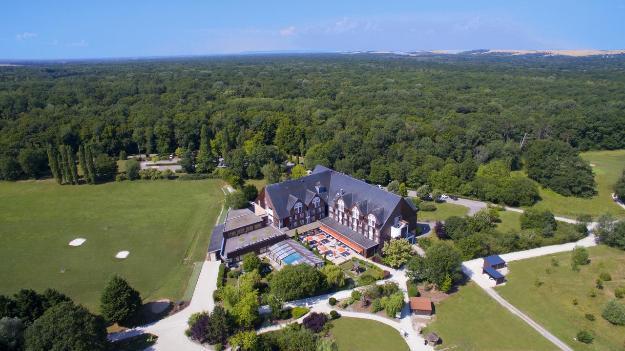 Domaine De La Foret D'Orient, Logis Hotel, Restaurant, Spa Et Golf Rouilly-Sacey Kültér fotó